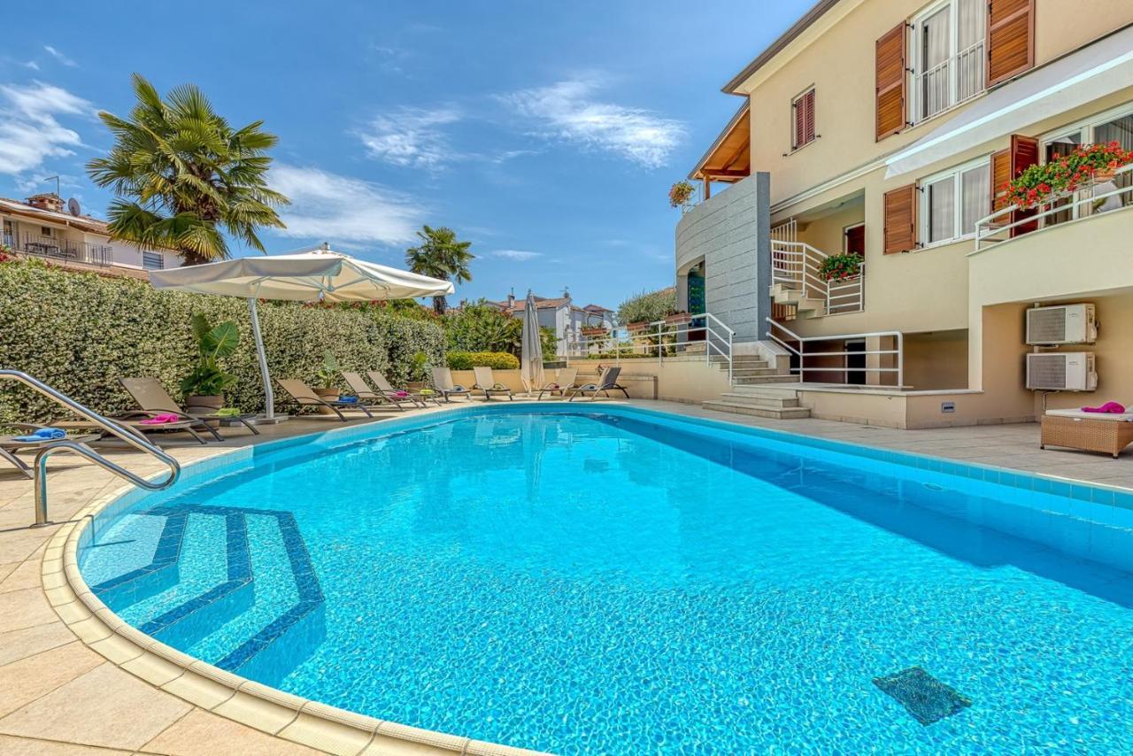 Complex Irena With Pool Porec