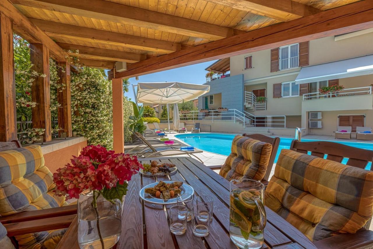 Penzión pre hostí Complex Irena With Pool Porec